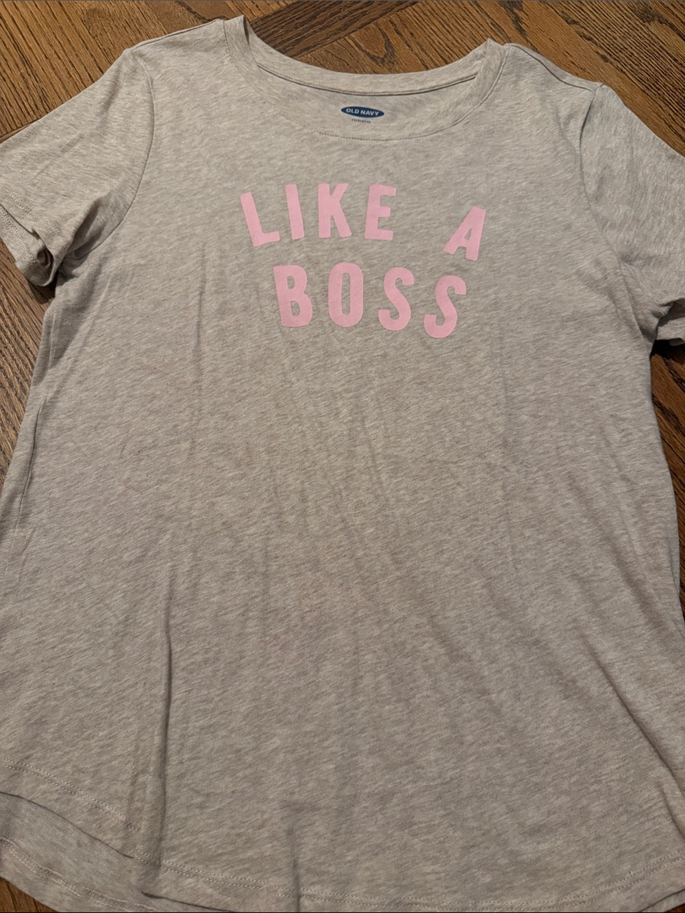 Old Navy Gray 'Like A Boss' Tee with Pink Lettering Sz small